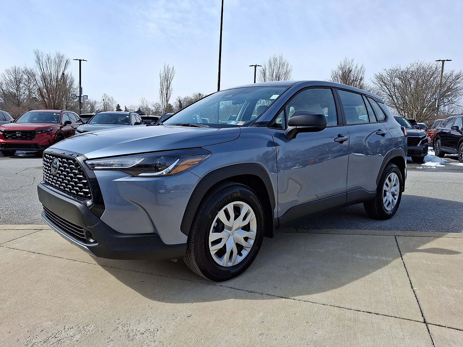 Used 2025 Toyota Corolla Cross L image 3