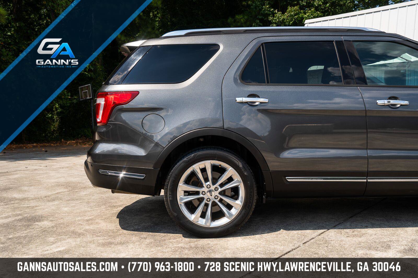 Used 2018 Ford Explorer Limited FWD image 11