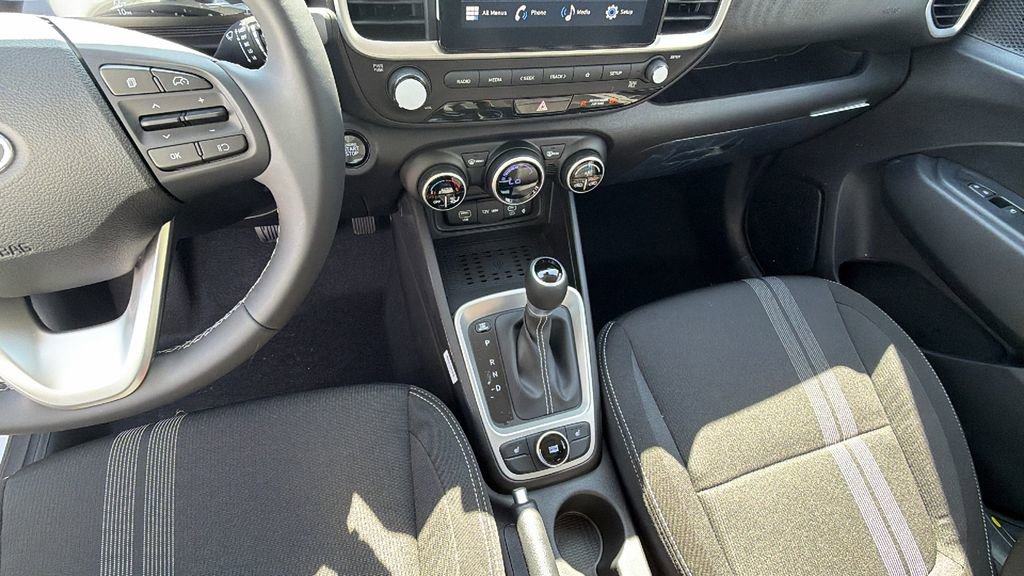 New 2026 Hyundai Venue SEL FWD image 29
