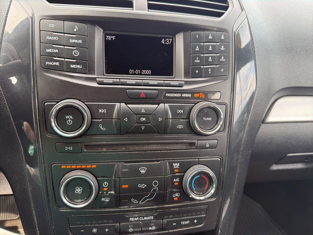 Used 2017 Ford Explorer XLT AWD/4WD image 19