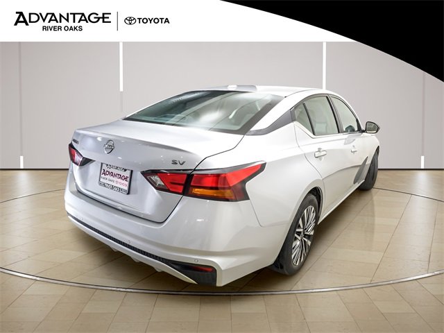 Used 2024 Nissan Altima 2.5 SV image 4