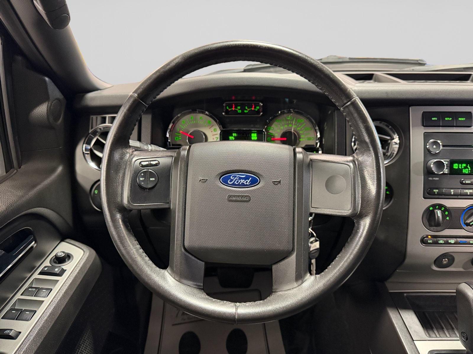 Used 2008 Ford Expedition XLT AWD/4WD image 19