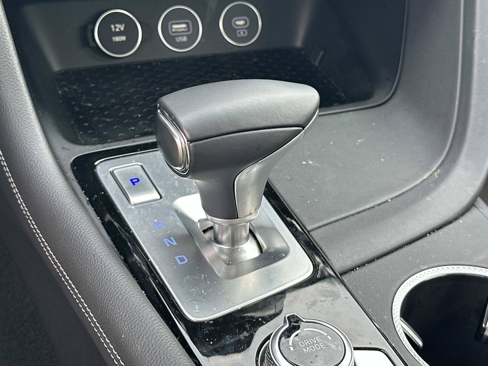 Used 2026 Genesis G70 2.5T RWD image 16