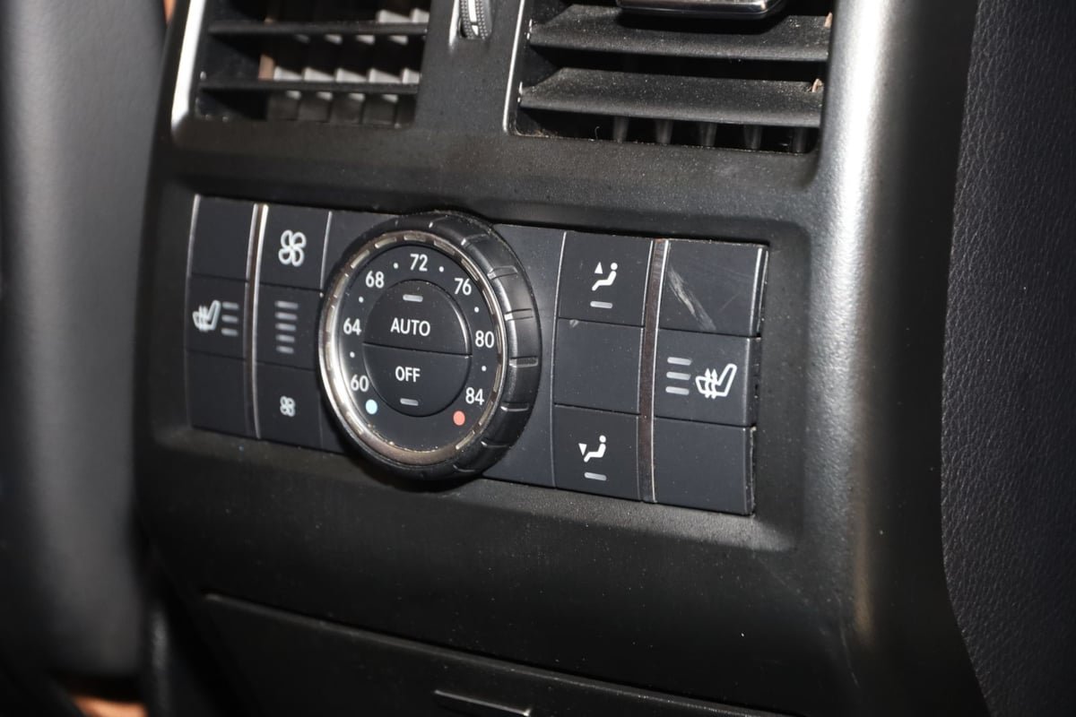 Used 2019 Mercedes-Benz GLS 550 4MATIC w/ Driver Assistance Package image 15