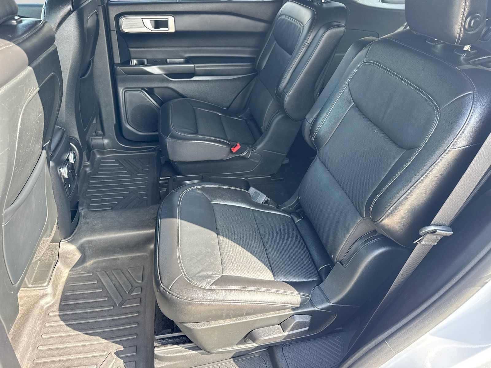 Used 2020 Ford Explorer Limited AWD/4WD image 19