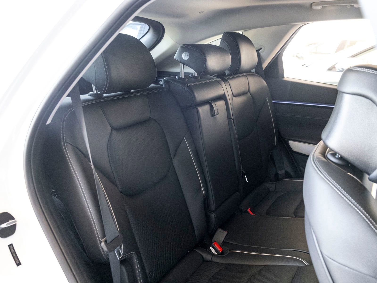 Used 2026 Genesis GV70 2.5T Advanced image 23