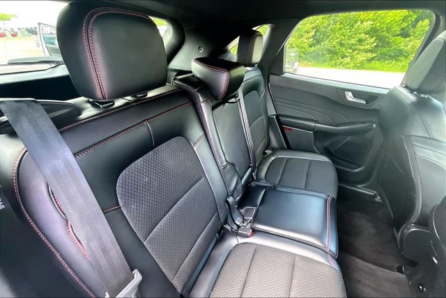 Used 2025 Ford Escape ST-Line FWD image 26