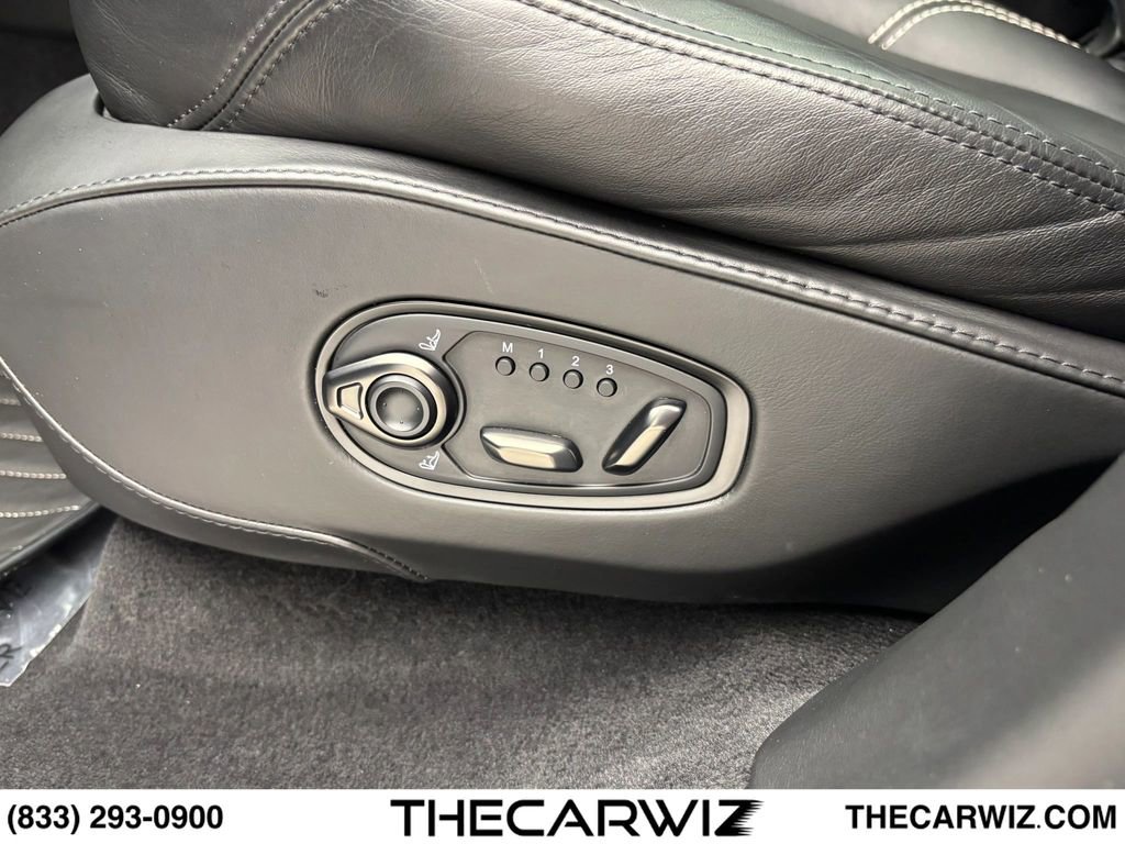 Used 2021 Aston Martin DBX AWD/4WD image 58