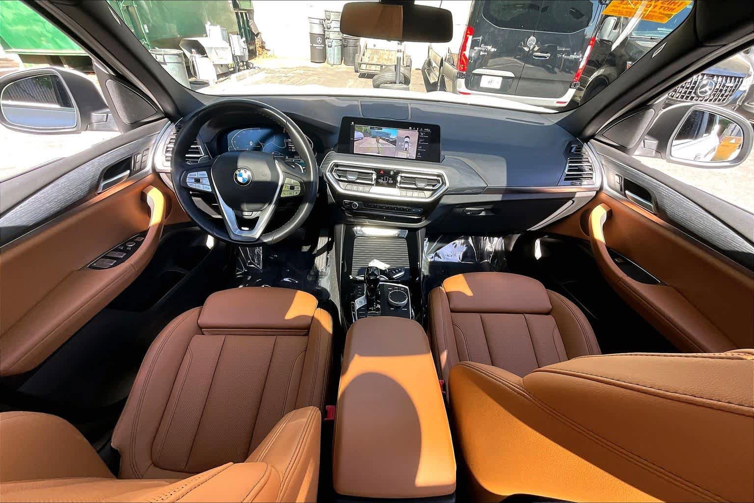 Used 2024 BMW X3 sDrive30i w/ Convenience Package RWD image 16