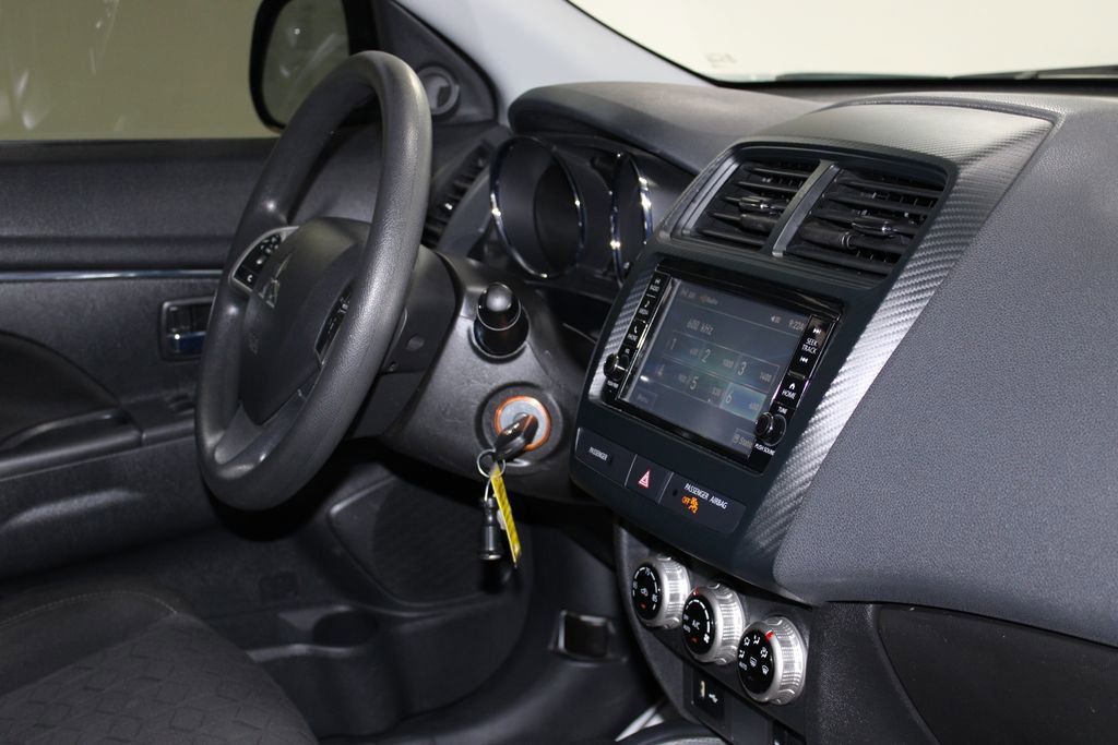 Used 2021 Mitsubishi Outlander Sport ES AWD/4WD image 25