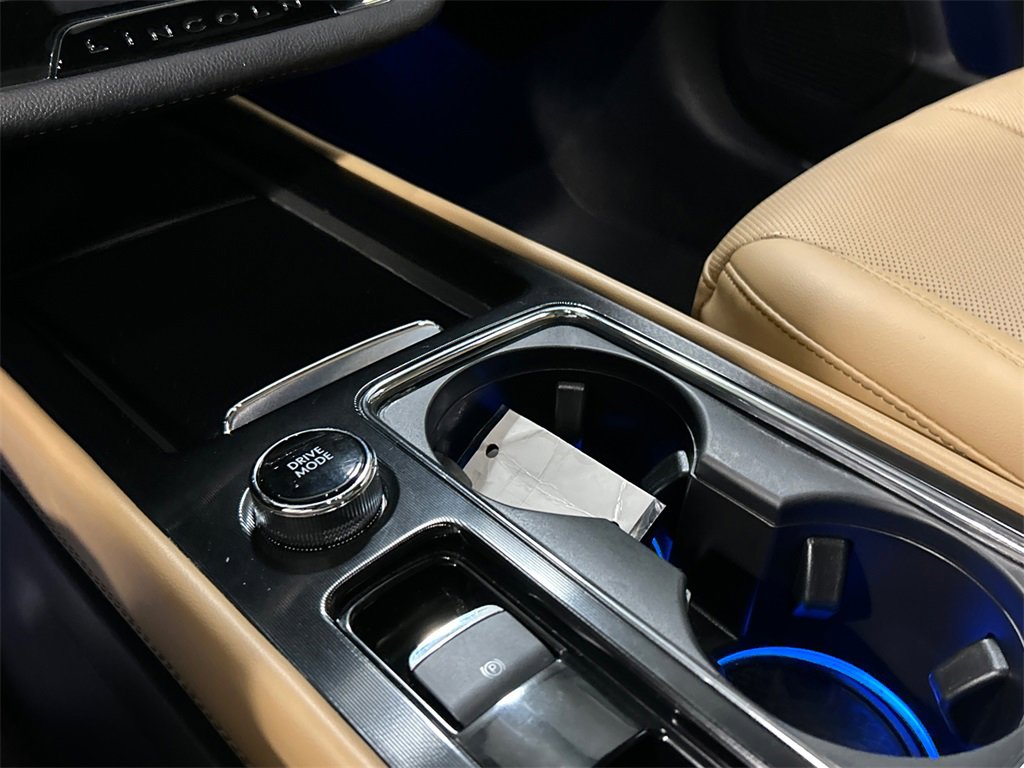 Certified 2022 Lincoln Corsair Reserve w/ Elements Package image 17