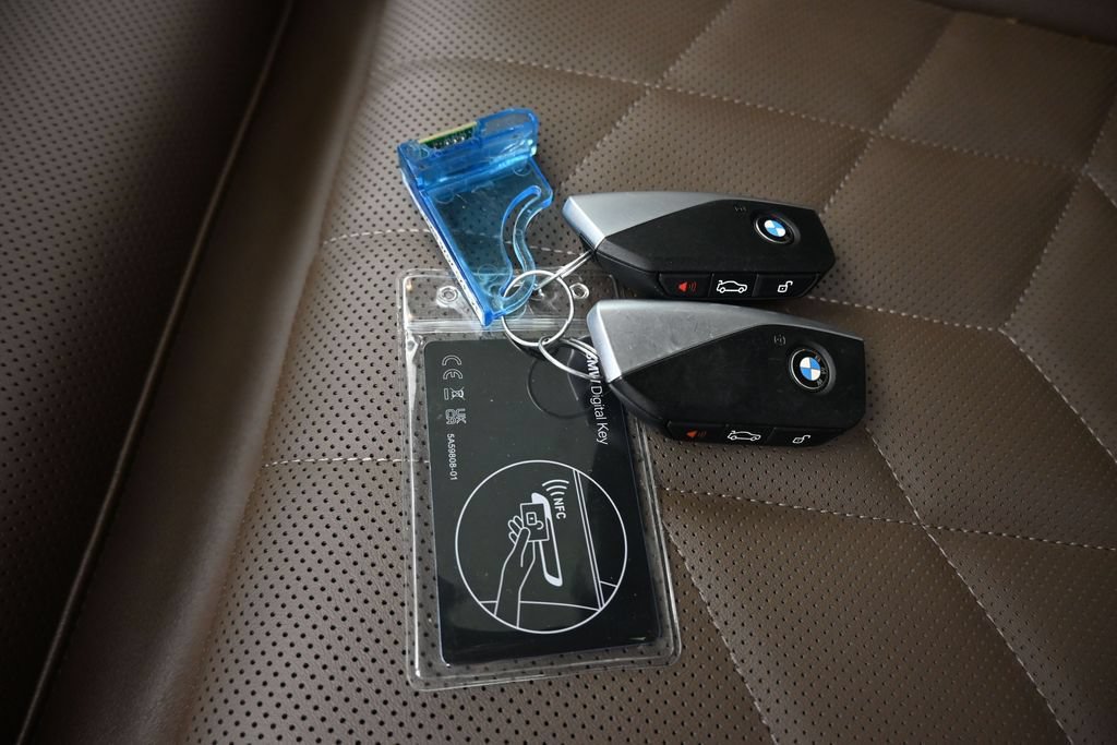 Used 2026 BMW 530i RWD image 60