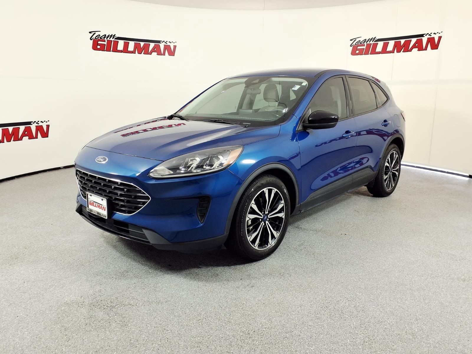 Used 2022 Ford Escape SE w/ SE Sport Appearance Package FWD image 3