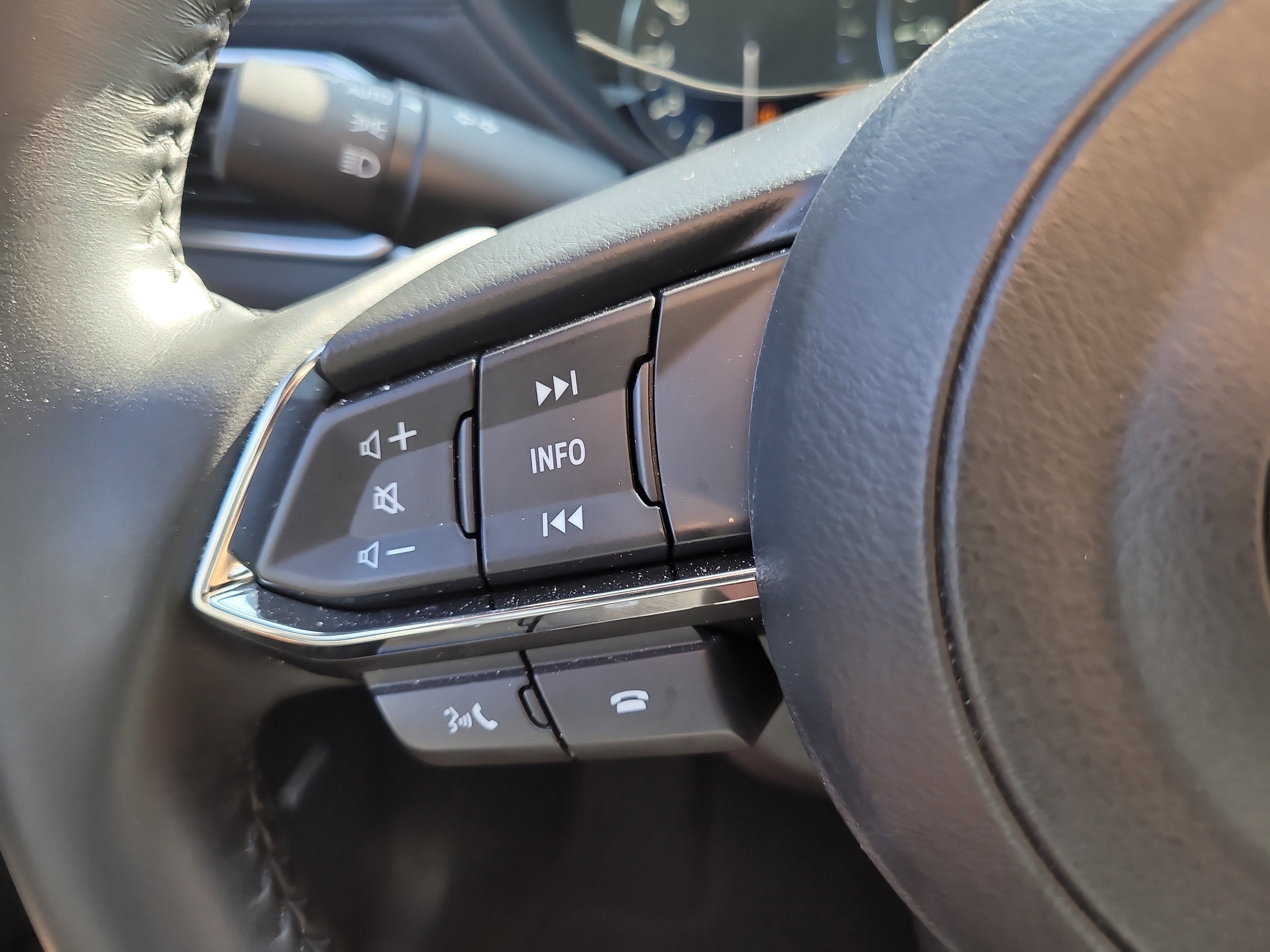 Used 2025 MAZDA CX-5 Carbon Edition image 30