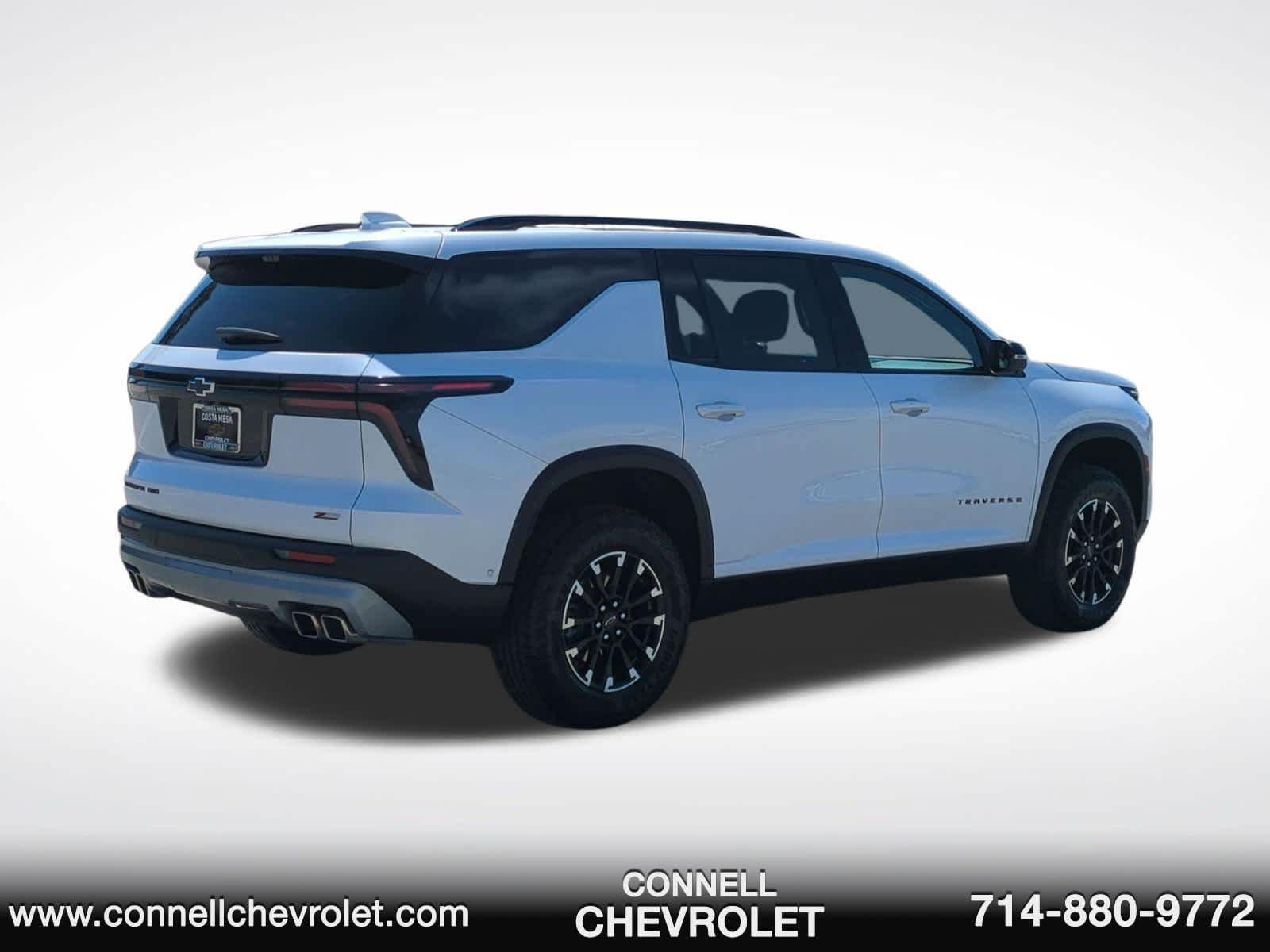 Used 2024 Chevrolet Traverse Z71 w/ Enhanced Driving Package AWD/4WD image 5