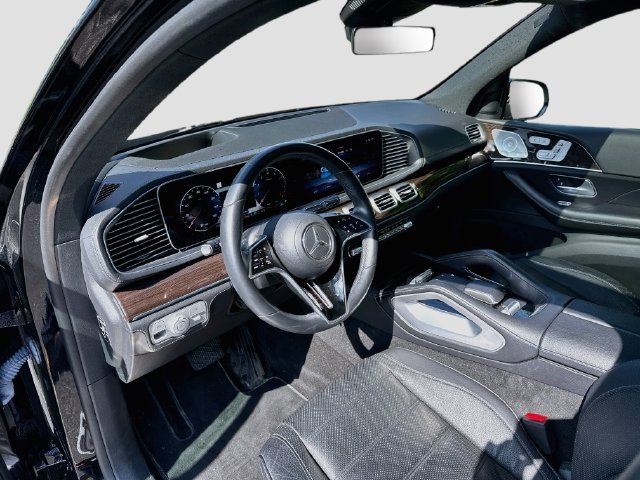 Used 2024 Mercedes-Benz GLE 450 4MATIC image 9