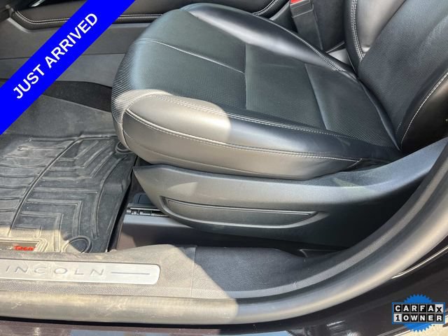 Used 2021 Lincoln Corsair Reserve AWD/4WD image 27