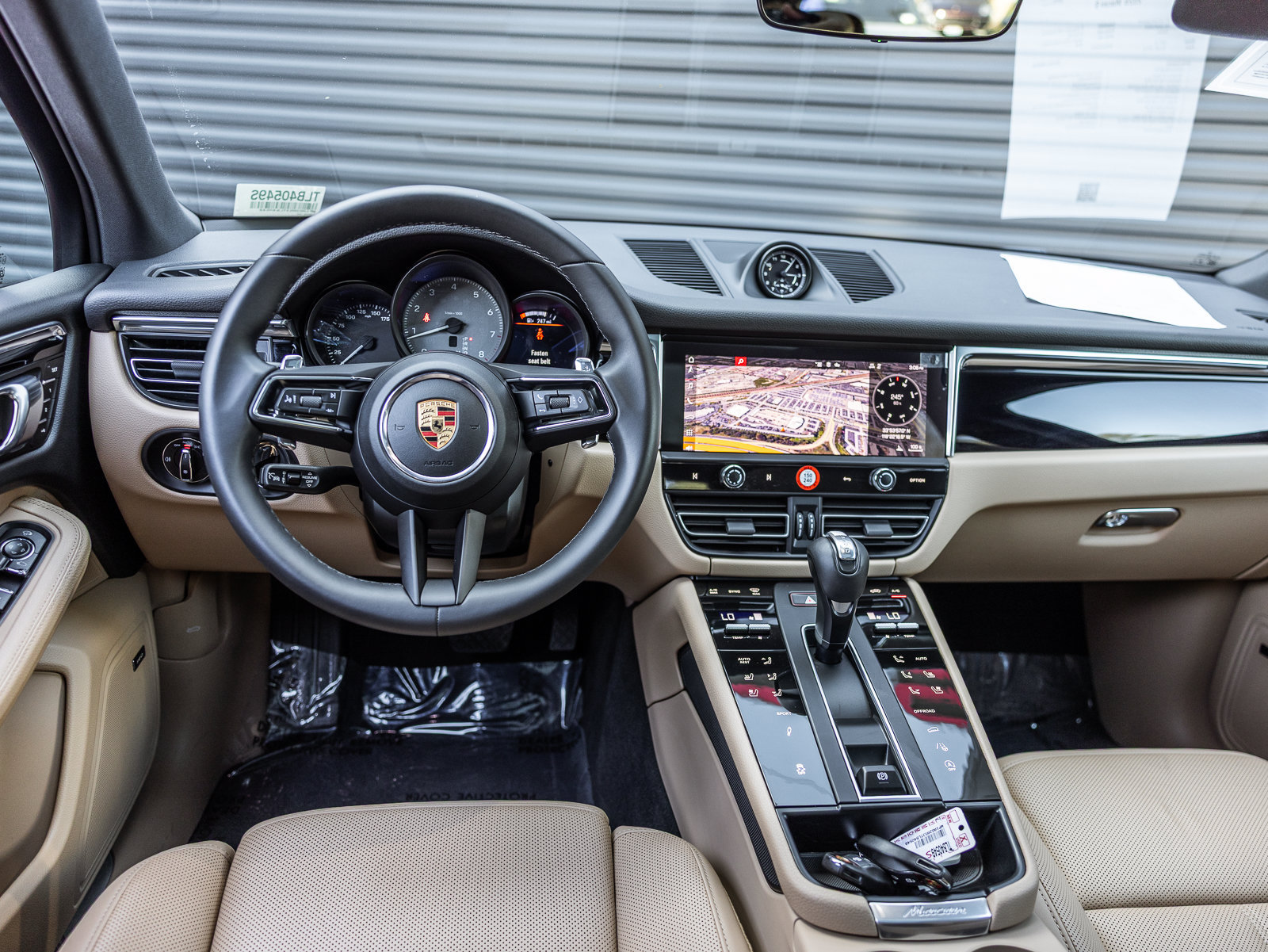Certified 2026 Porsche Macan S AWD/4WD image 12