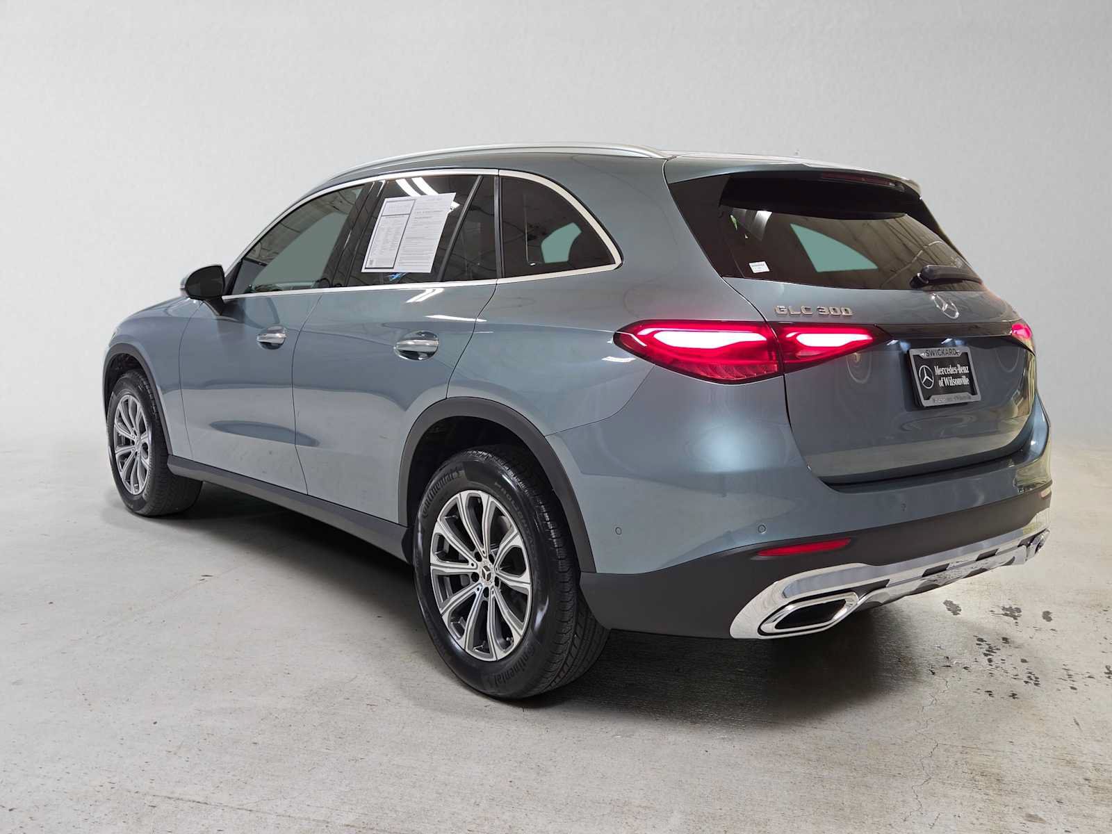 Used 2026 Mercedes-Benz GLC 300 4MATIC image 5