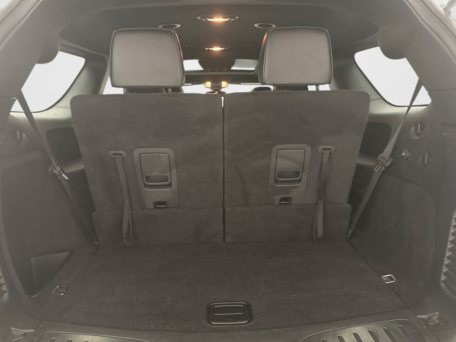 Used 2022 Dodge Durango R/T w/ Blacktop Package AWD/4WD image 24
