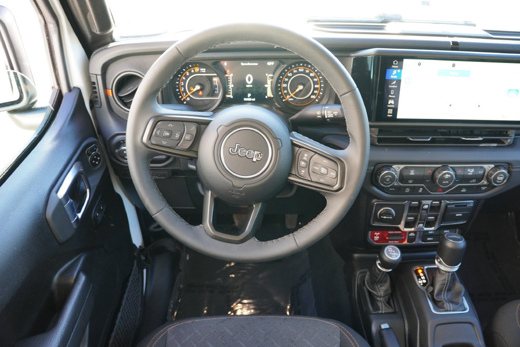 Used 2026 Jeep Gladiator Mojave AWD/4WD image 19