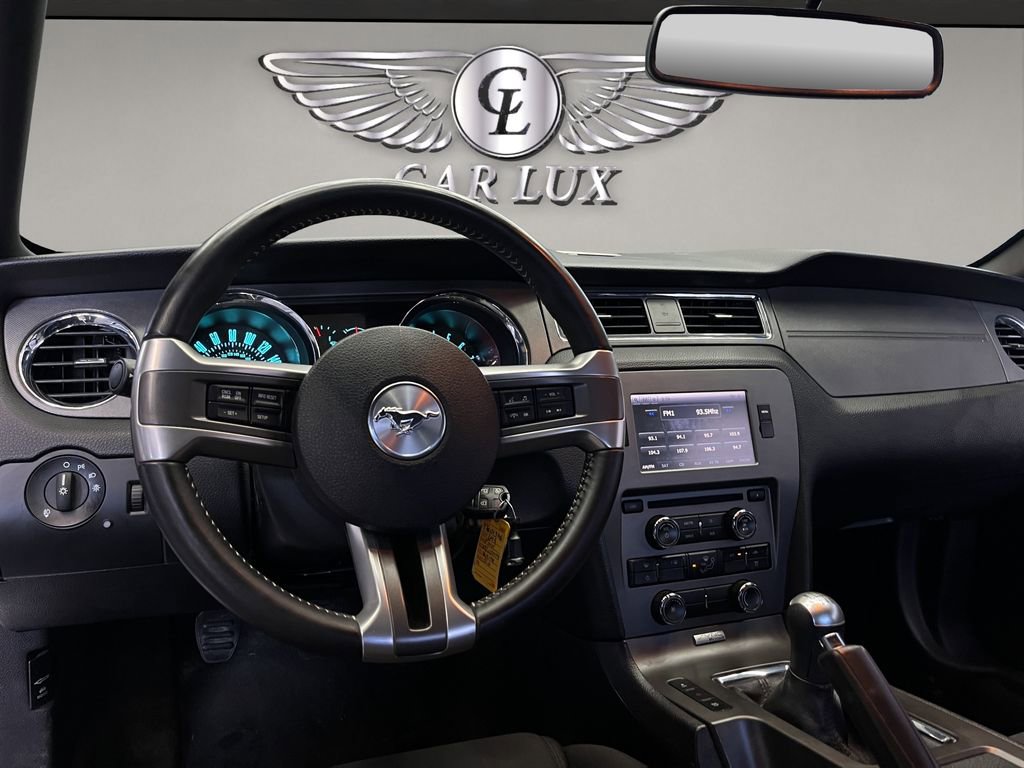 Used 2013 Ford Mustang GT RWD image 13