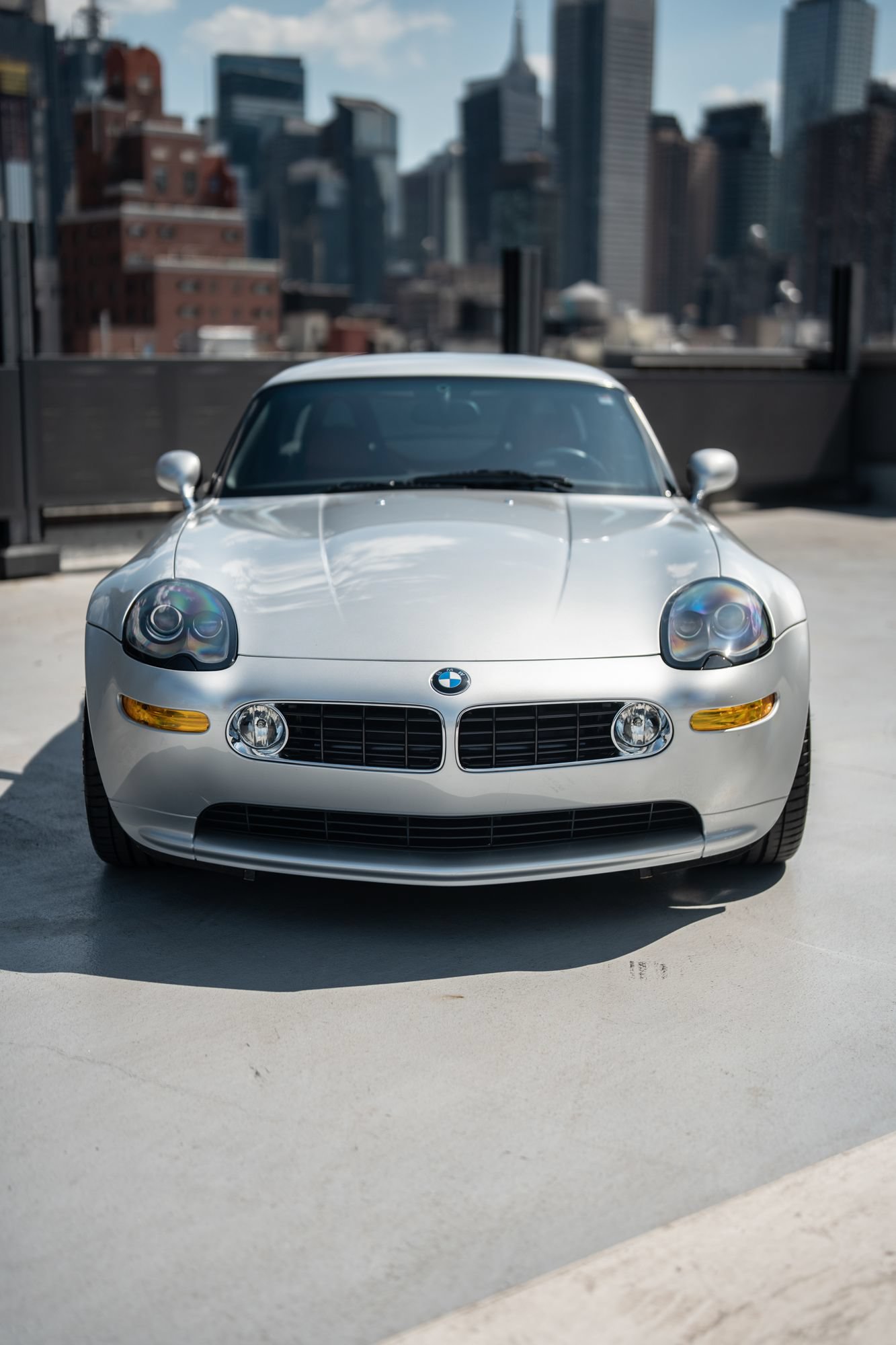 Used 2003 BMW Z8 RWD image 32