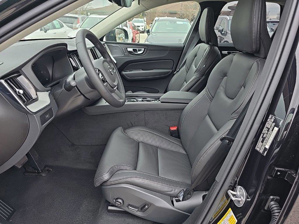 Certified 2025 Volvo XC60 B5 Ultra w/ Climate Package image 7