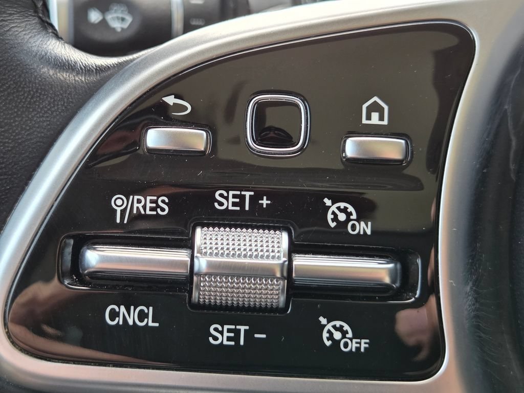 Used 2022 Mercedes-Benz GLC 300 4MATIC image 16
