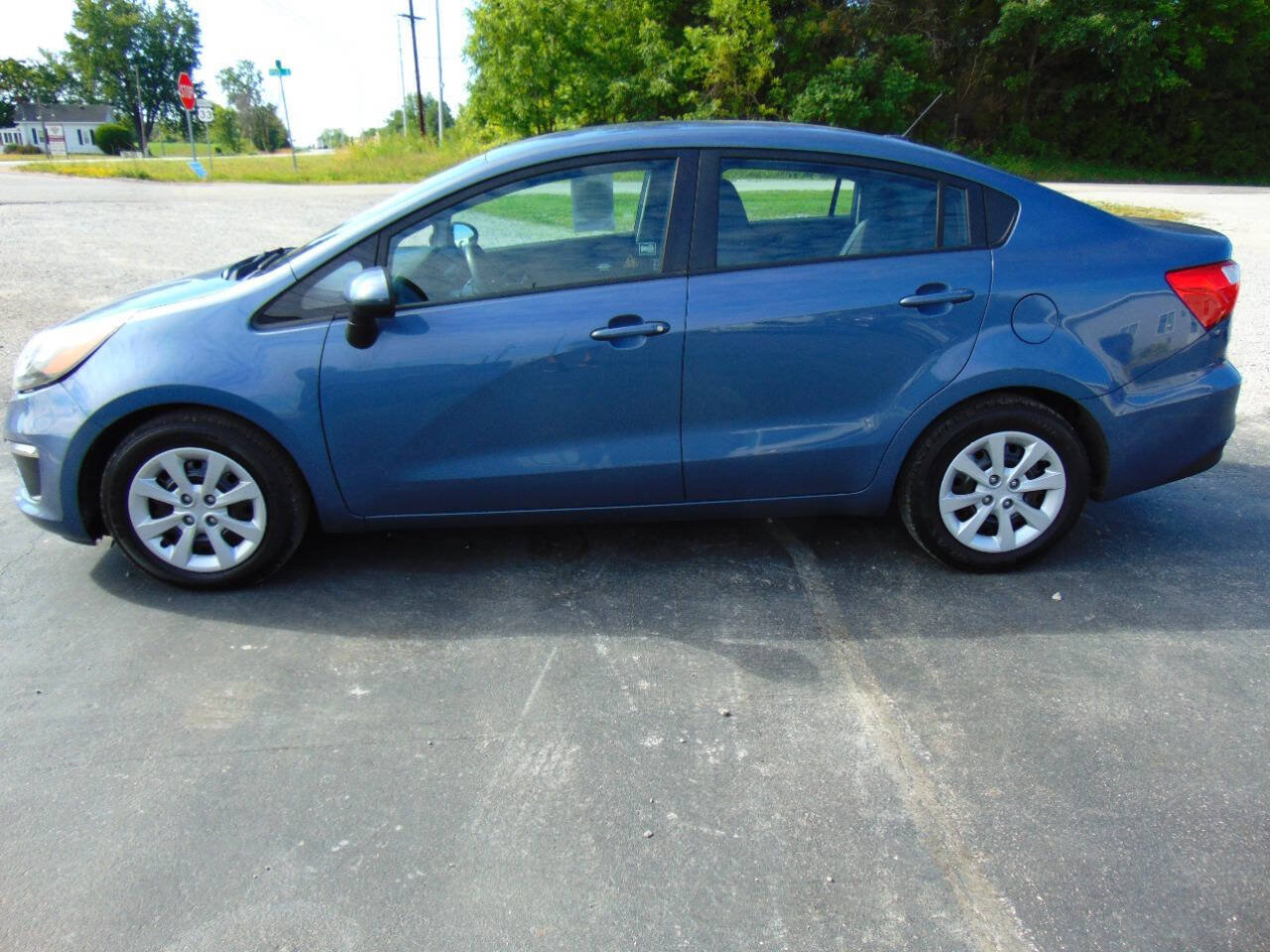 Used 2016 Kia Rio LX w/ Power Package FWD image 5