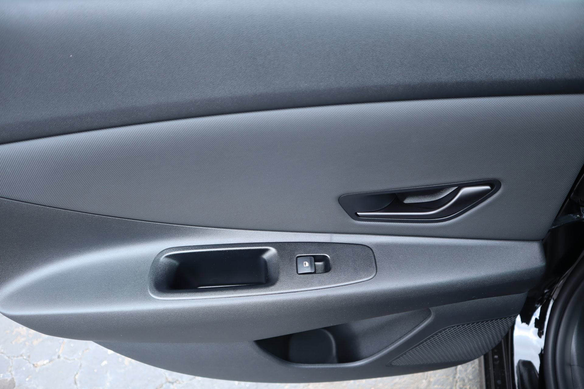 New 2026 Hyundai Elantra Sport FWD image 15