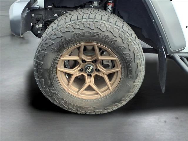 Used 2021 Jeep Gladiator Mojave w/ Cold Weather Group image 24