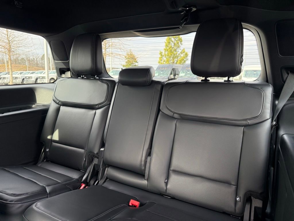 New 2026 Ford Expedition Platinum w/ Stealth Appearance Package image 29