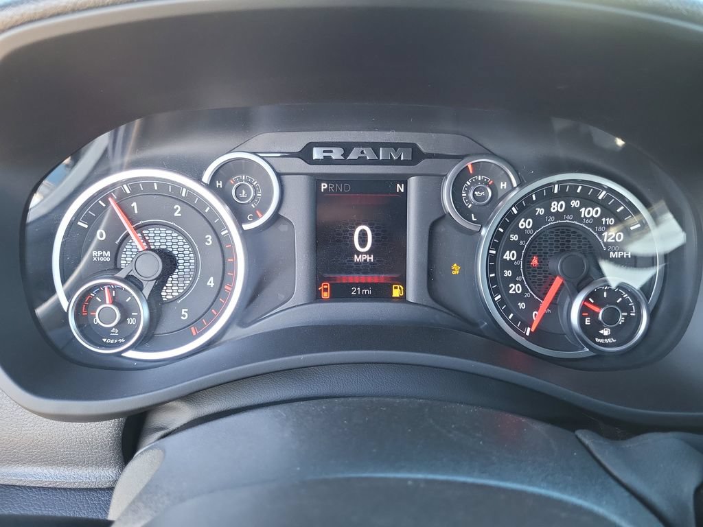 New 2026 RAM 2500 Tradesman AWD/4WD image 17