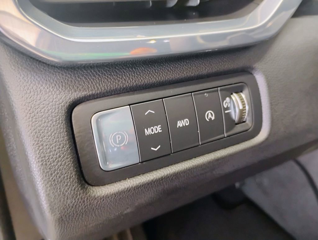 New 2026 GMC Acadia Elevation w/ Elevation Premium Package image 18