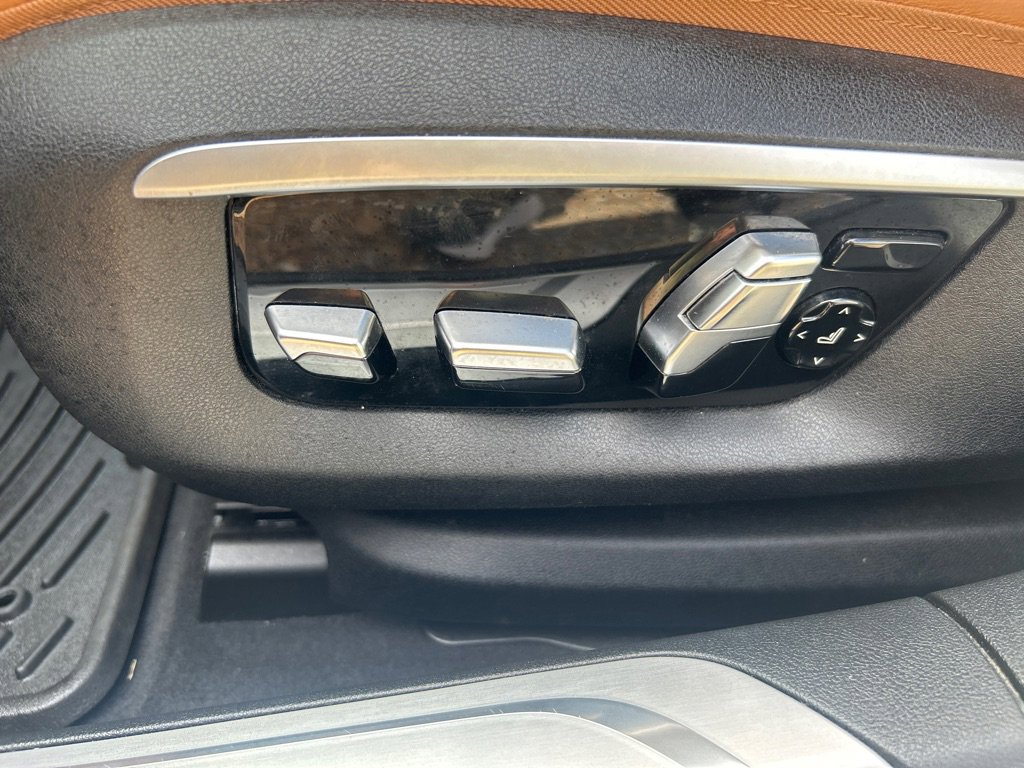 Used 2016 BMW 740i image 16