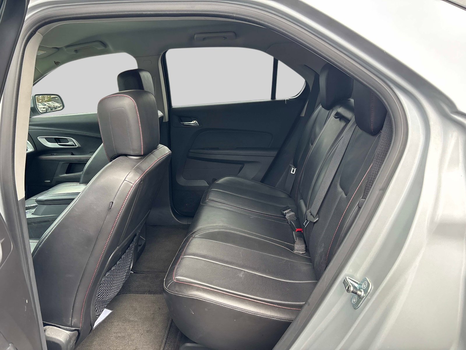 Used 2010 Chevrolet Equinox LTZ FWD image 12