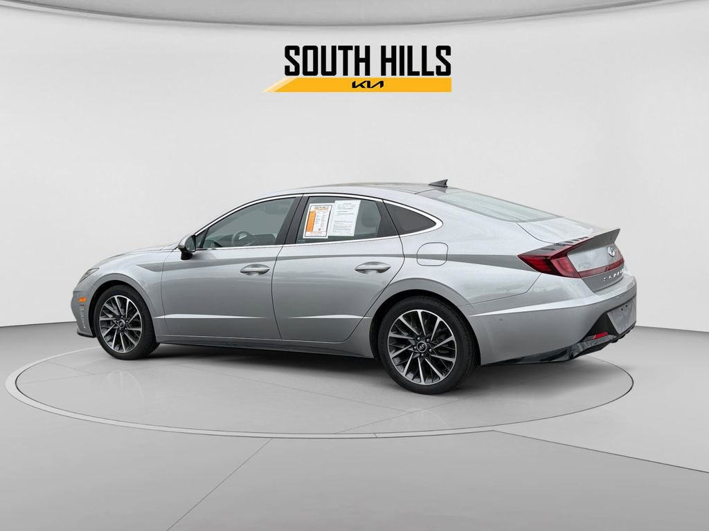 Used 2023 Hyundai Sonata Limited w/ Cargo Package FWD image 3