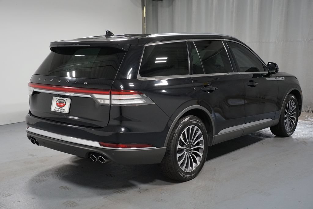 Used 2023 Lincoln Aviator 2WD w/ Premium Package image 8