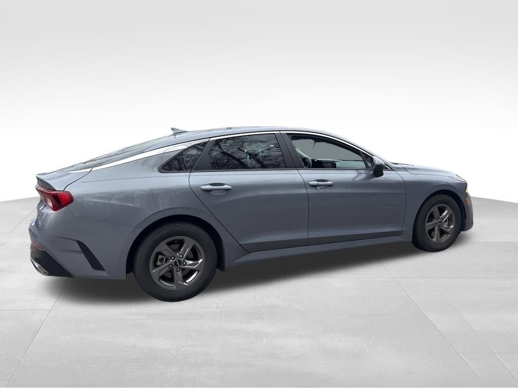 Used 2023 Kia K5 LXS image 11