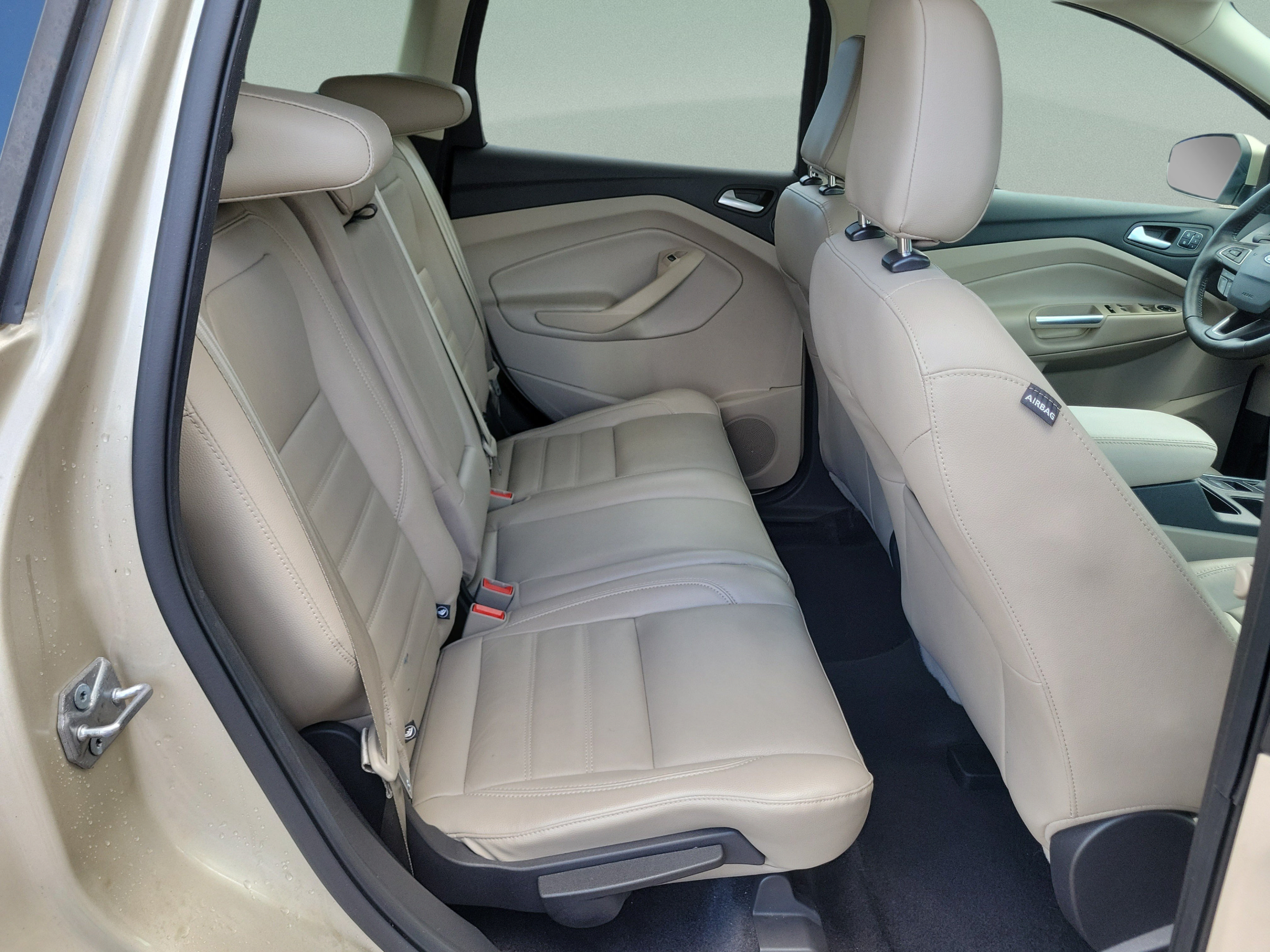 Used 2018 Ford Escape Titanium FWD image 10