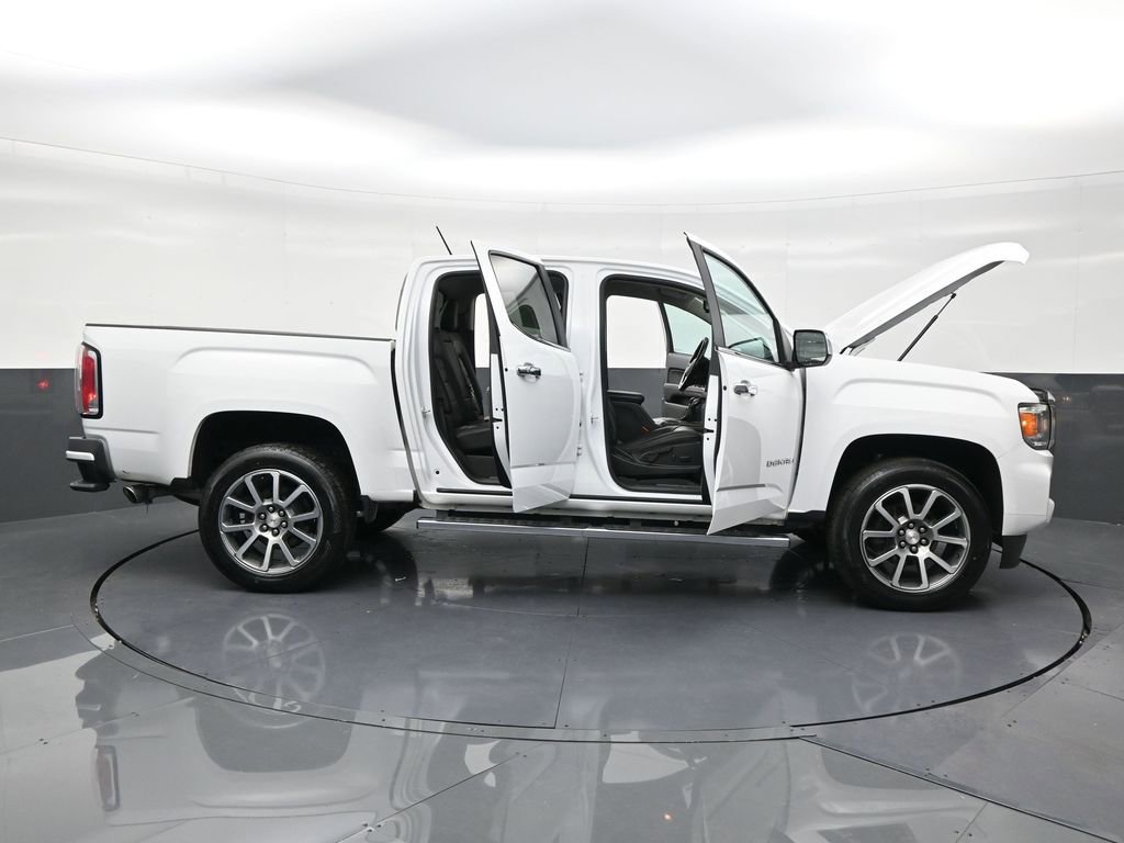 Used 2022 GMC Canyon Denali RWD image 30