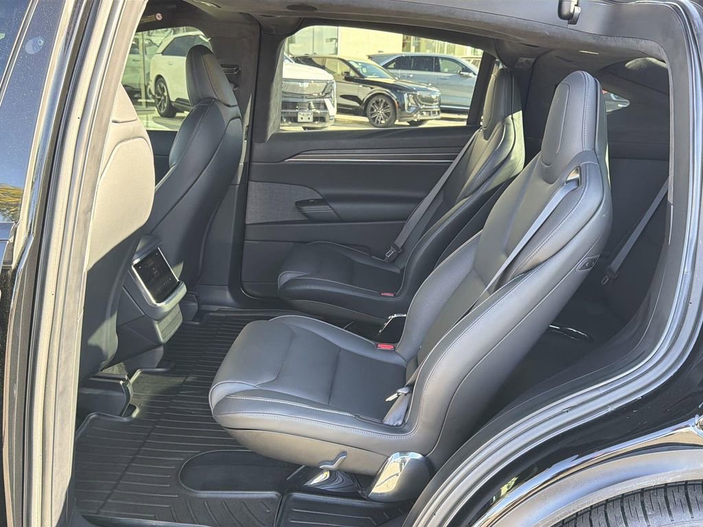 Used 2022 Tesla Model X Plaid image 25