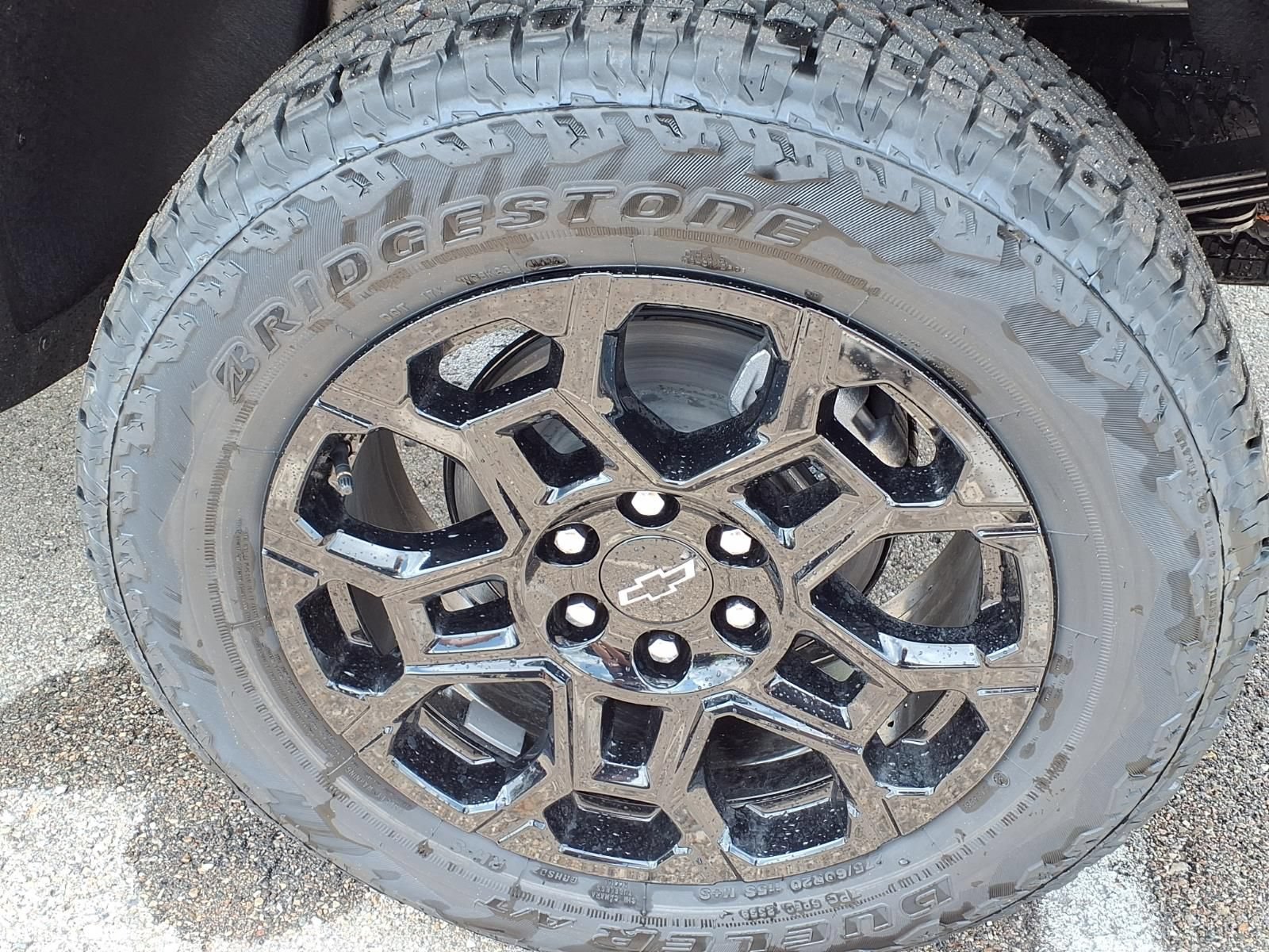 New 2026 Chevrolet Colorado Trail Boss w/ Midnight Edition AWD/4WD image 7