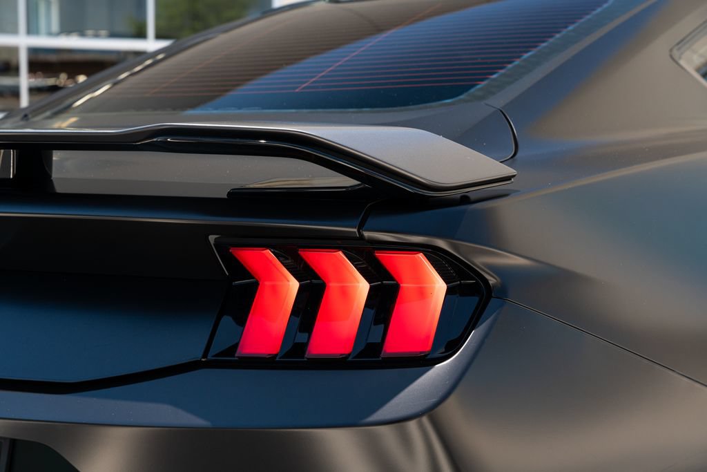 Used 2024 Ford Mustang Dark Horse RWD image 15