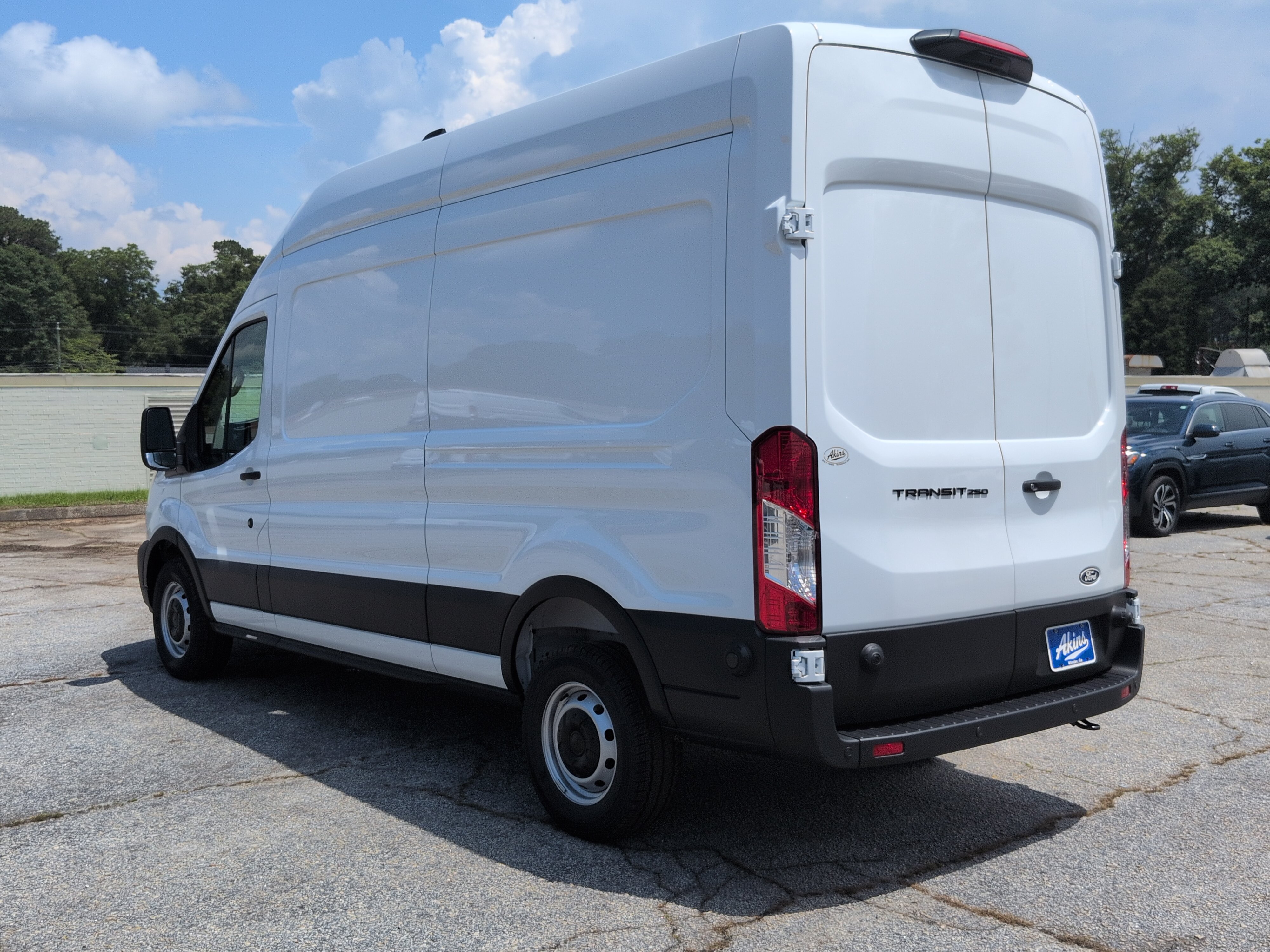 New 2026 Ford Transit 250 148 High Roof RWD image 6