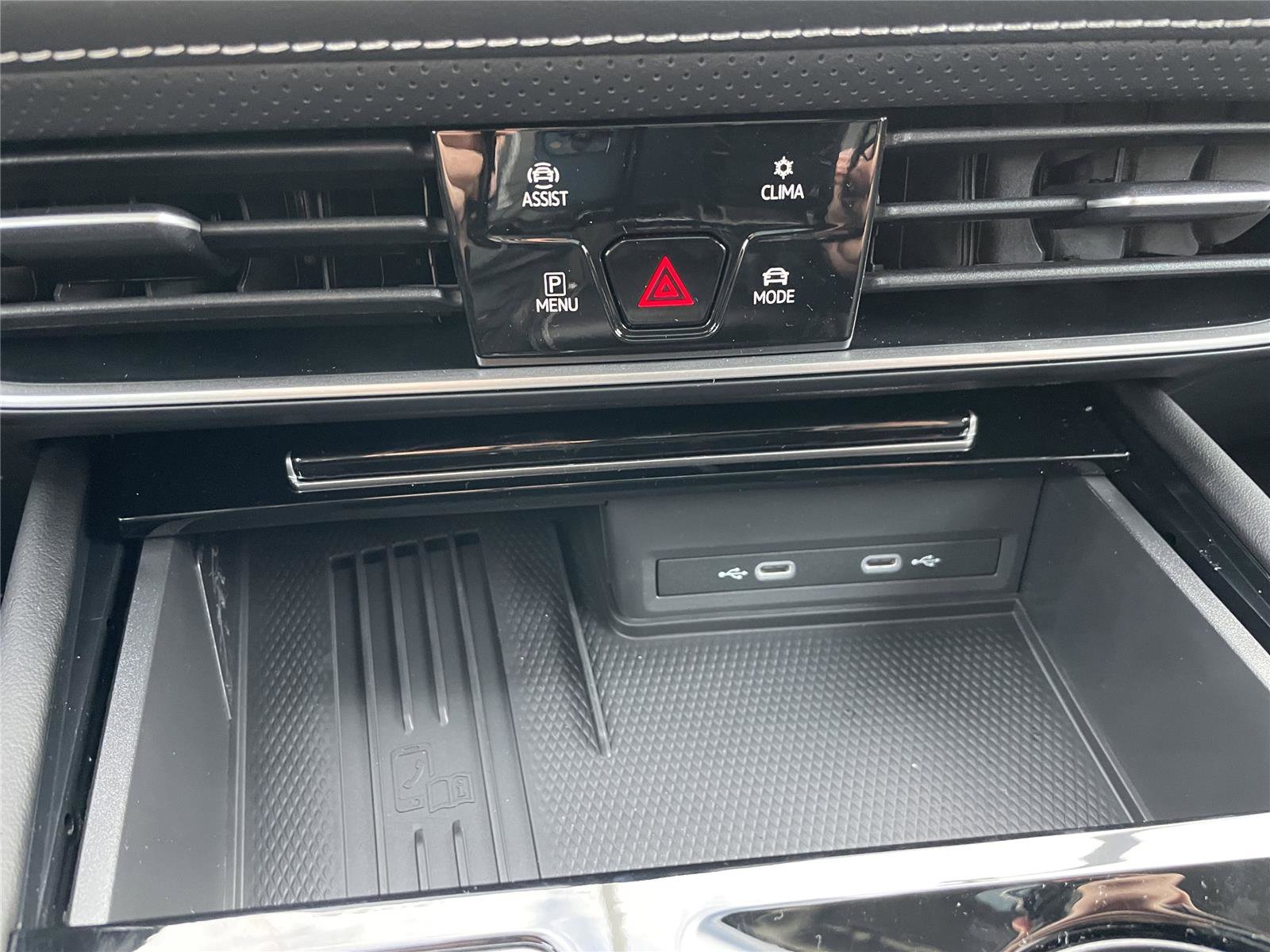 New 2026 Volkswagen Atlas SE AWD/4WD image 33