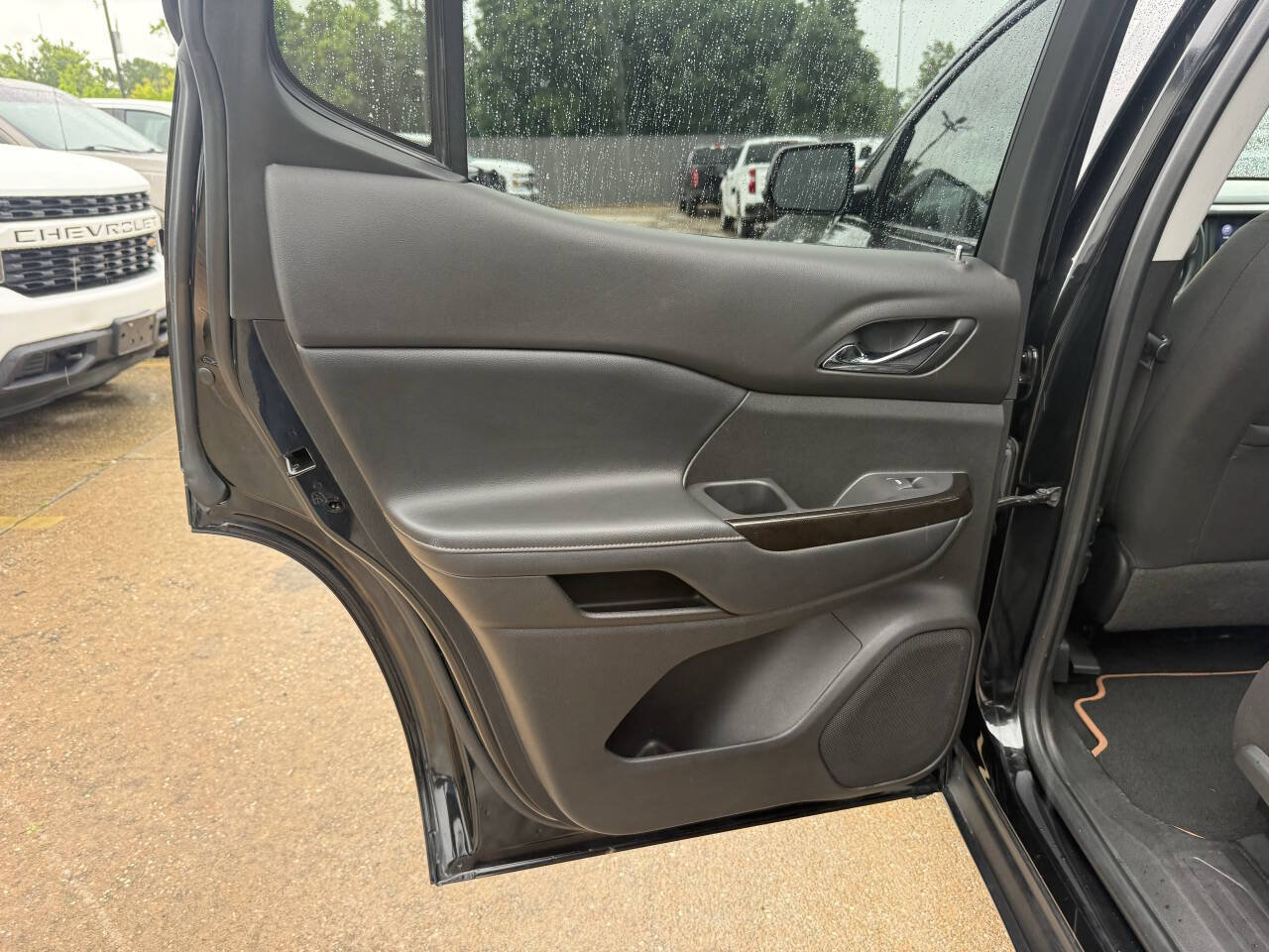 Used 2020 GMC Acadia AT4 w/ GMC Pro Grade Package AWD/4WD image 15