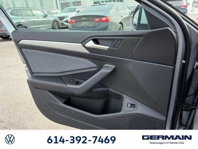New 2026 Volkswagen Jetta SE image 22