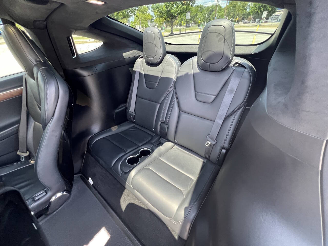 Used 2017 Tesla Model X 75D AWD/4WD image 10